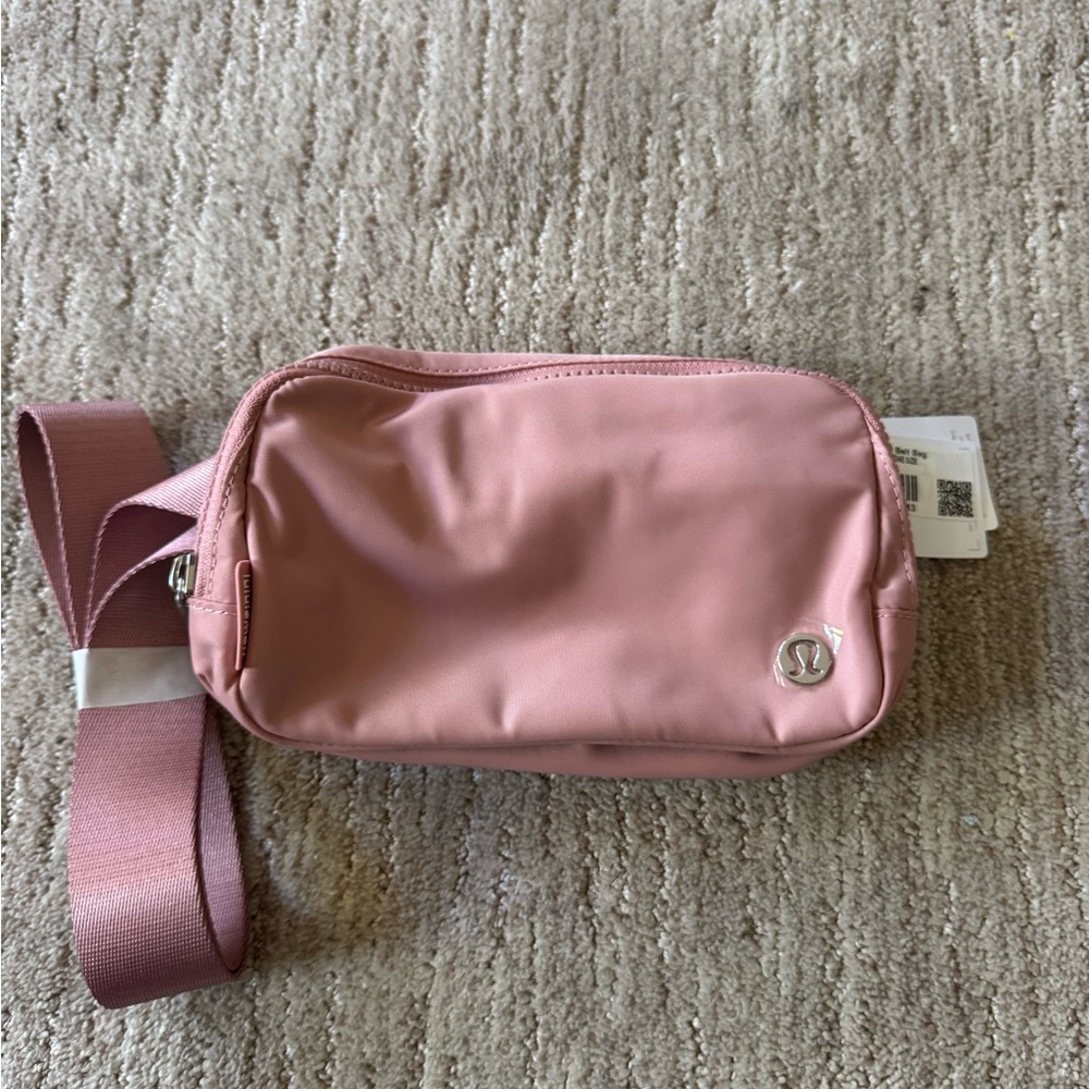 Lululemon pink belt bag